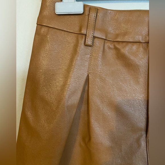 NWT Molly Bracken Faux Leather Shorts Size S - Picture 6 of 12